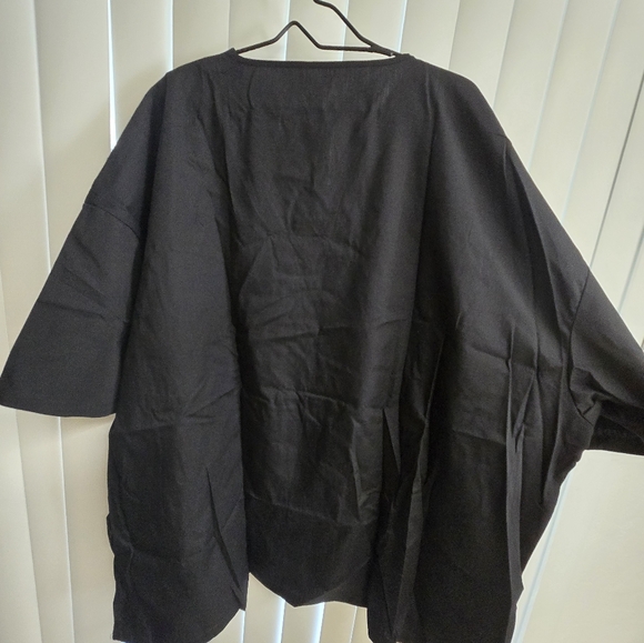 Allheart scrub top - Picture 4 of 4